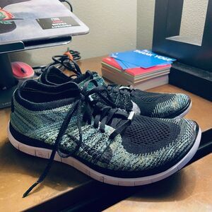 Nike Flyknit Free 4.0 Womens Running Shoes Size 7.5 US DC half Marathon edition
